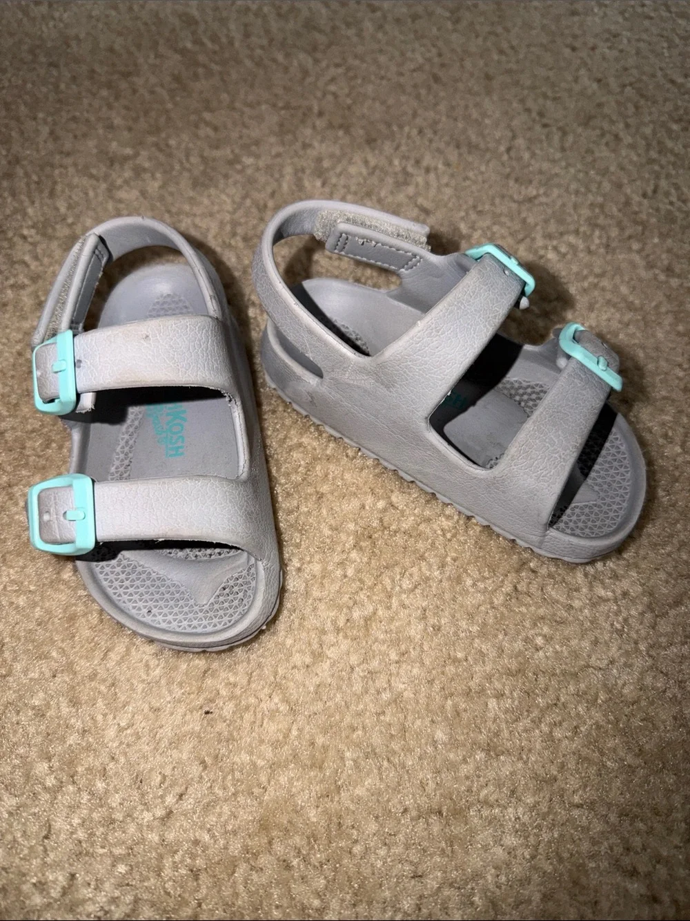 OshKosh B'gosh Gray Sandals with Mint Buckles